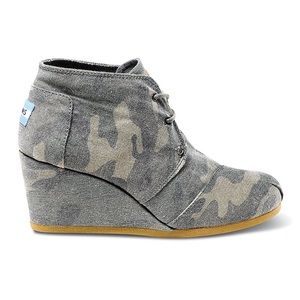 Toms Camo Wedges